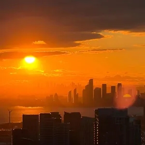 Apartment Presidential Heart Of Downtown With Stunning View, Toronto